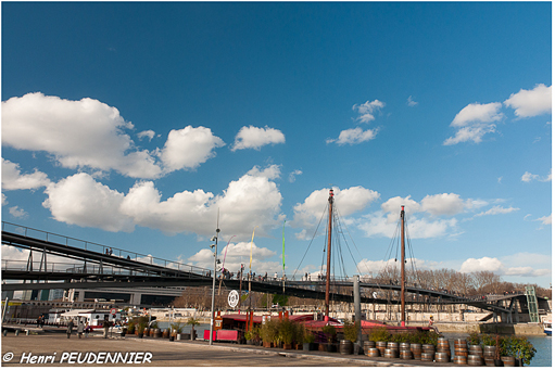 PARIS_PASSERELLE_SIMONE_DE_BEAUVOIR_A13_1478_RC.JPG