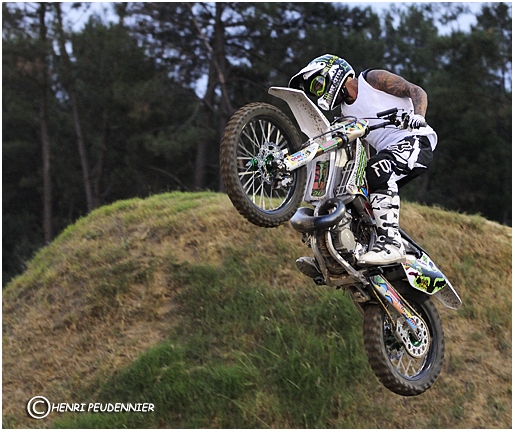 A12_8842_RC.jpg